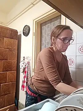 Dettybitch40 online show from November 1, 2025, 2:11 pm