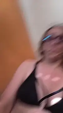 Dettybitch40 online show from July 31, 2026, 2:26 pm