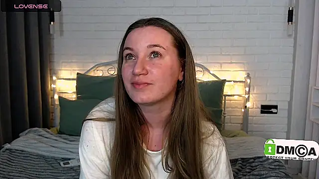 Snapshot of Ur_Agel chatting on February 15, 2025, 9:28 pm Ur Agel online show from February 15, 2025, 9:28 pm