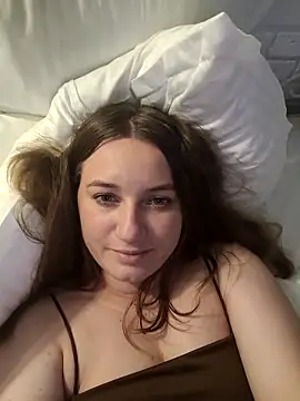 Snapshot of Ur_Agel chatting on September 12, 2025, 9:47 pm Ur Agel online show from September 12, 2025, 9:47 pm