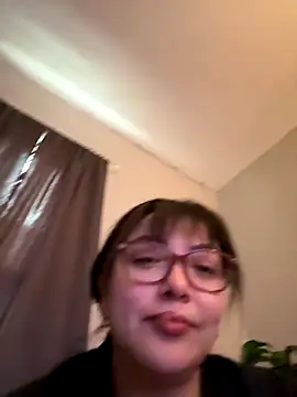 nativepumpkin95 online show from October 5, 2025, 4:09 pm