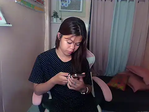young salsalita online show from May 17, 2026, 2:06 pm
