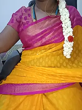 Snapshot of Tamil-hotwife chatting on July 24, 2026, 11:56 pm Tamil-hotwife online show from July 24, 2026, 11:56 pm
