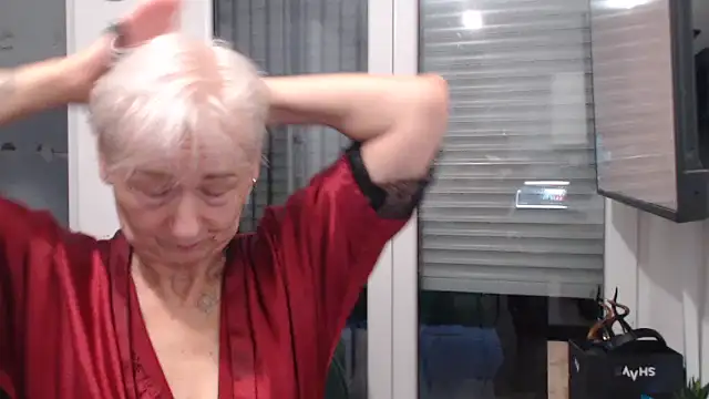 Hot Ann52 online show from October 10, 2025, 5:03 pm