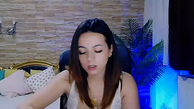 PlayfulElla online show from March 22, 2025, 9:02 am