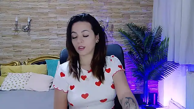 PlayfulElla online show from February 26, 2025, 6:19 am