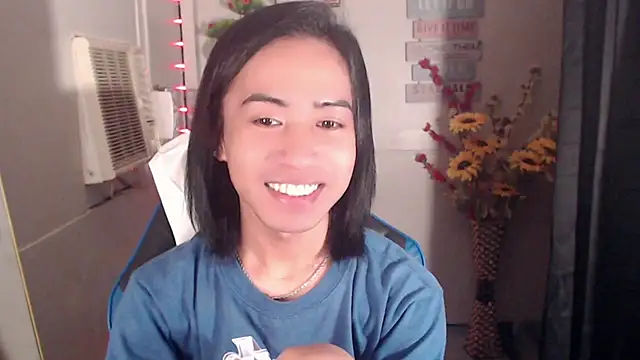 Lemonadexxx online show from December 15, 2025, 6:47 pm