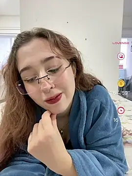 tsuki chan on online show from June 20, 2026, 5:18 pm