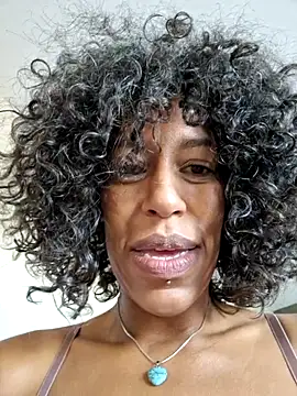 Goldenlace online show from October 11, 2025, 10:05 am