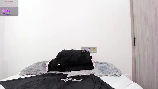 karlyn angels online show from September 18, 2025, 7:50 pm