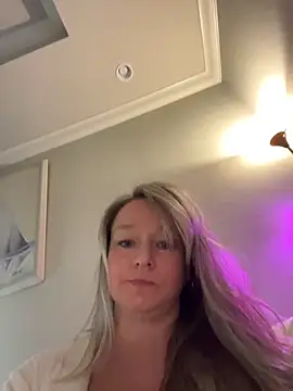 Vivian MayXxX online show from March 17, 2026, 11:19 pm