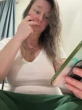 Vivian MayXxX online show from March 9, 2025, 9:03 pm