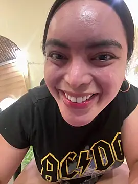 HotstuffCherrySummer online show from September 15, 2025, 9:10 am