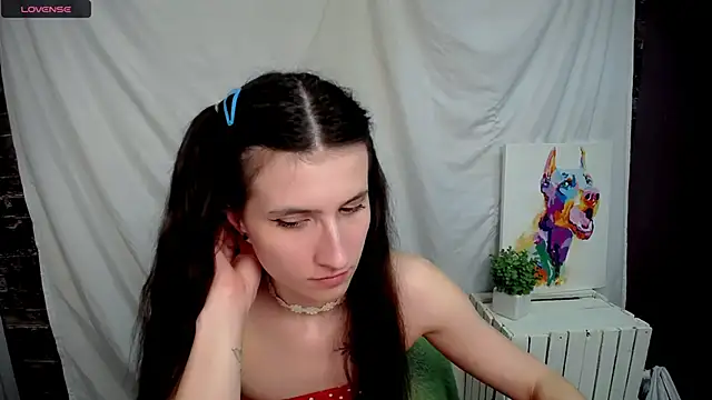 MaryEm976 online show from March 13, 2025, 2:44 pm