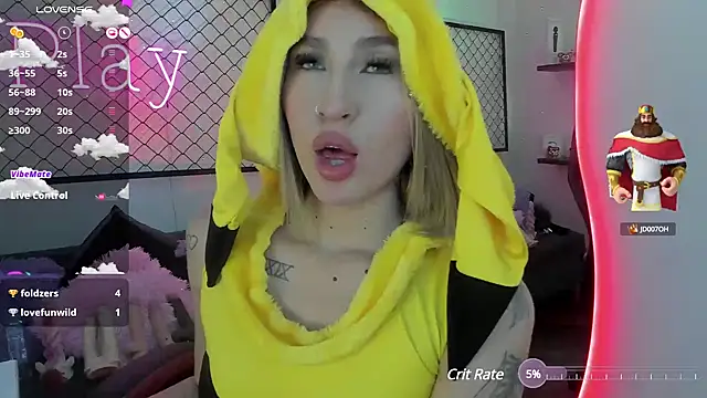 Atenea Klett  online show from March 12, 2025, 5:38 pm