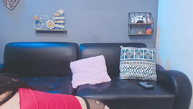 kateadams1 online show from September 12, 2025, 11:04 pm