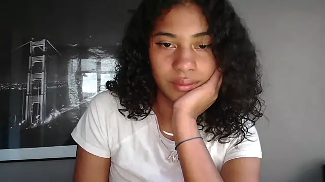 Snapshot of dark_enchantress_ chatting on July 25, 2026, 11:00 pm dark enchantress online show from July 25, 2026, 11:00 pm
