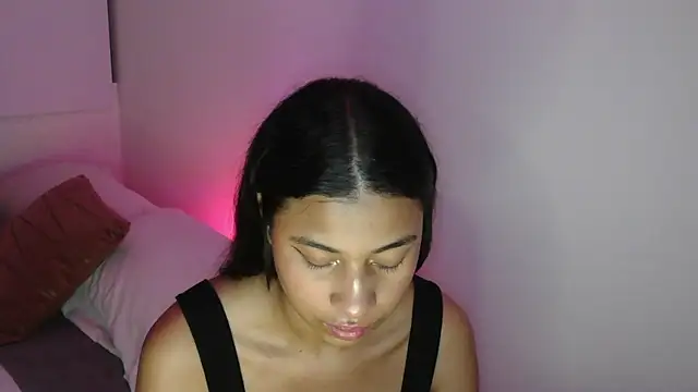 dark enchantress  online show from March 13, 2025, 2:27 am