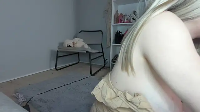 BelieveinEmliy online show from September 9, 2025, 8:13 am