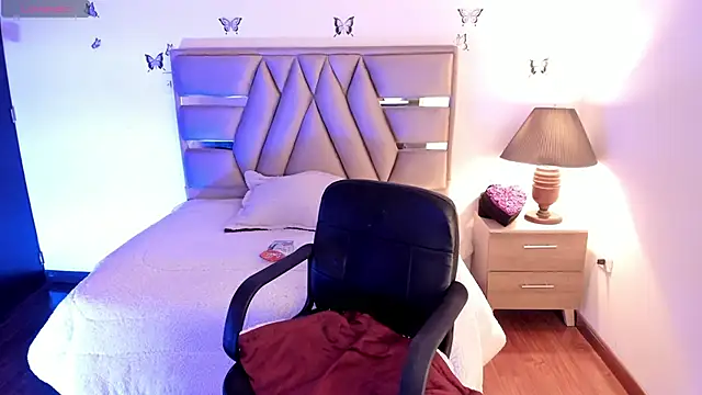 cristie ortiz online show from March 17, 2025, 11:02 pm