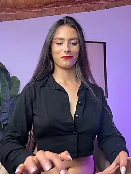 Lauraxx69 online show from September 27, 2025, 7:25 am