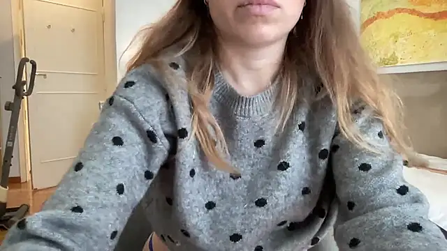 Mollyy998 online show from October 29, 2025, 8:35 am