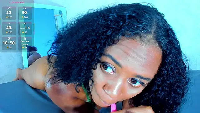 MAILYN ER online show from September 22, 2025, 8:26 pm