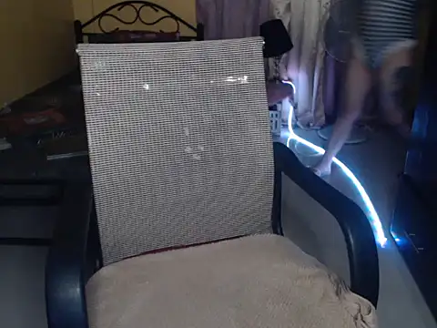 Snapshot of MissFoxylady chatting on May 7, 2026, 11:35 am MissFoxylady online show from May 7, 2026, 11:35 am