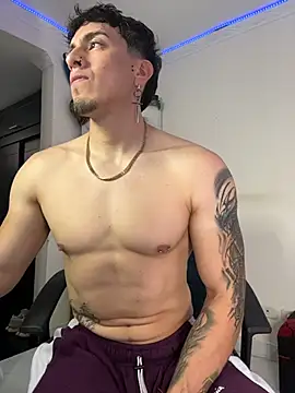 strongboy  online show from July 29, 2026, 5:01 pm