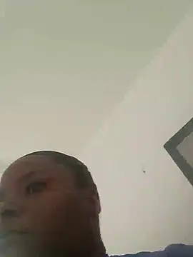 bigtitssxx online show from July 14, 2026, 8:04 pm