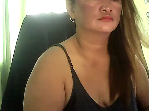 hott scarlett online show from October 4, 2025, 12:12 am