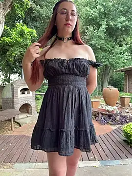 Snapshot of Monthain007 chatting on February 23, 2026, 10:05 am Monthain007 online show from February 23, 2026, 10:05 am