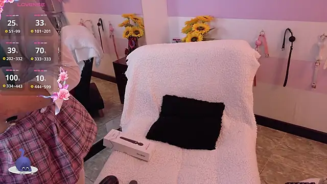 Snapshot of Catwhite_ chatting on March 12, 2026, 4:55 pm Catwhite online show from March 12, 2026, 4:55 pm