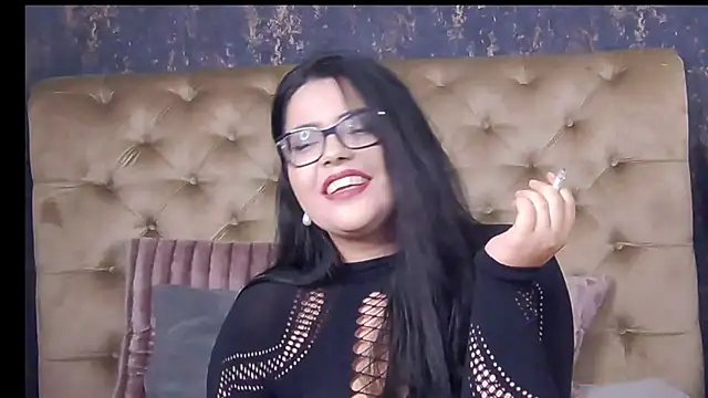 AriaRussell online show from July 28, 2026, 8:52 pm