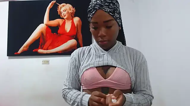 Snapshot of khendraDab chatting on March 23, 2026, 12:00 am khendraDab online show from March 23, 2026, 12:00 am