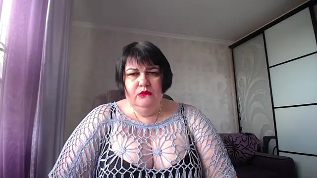 JuicyLady Di online show from June 24, 2026, 11:09 am