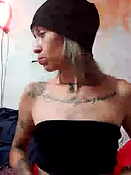 Snapshot of fablob23 chatting on April 22, 2026, 2:51 am fablob23 online show from April 22, 2026, 2:51 am