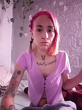 Snapshot of fablob23 chatting on March 3, 2025, 5:20 pm fablob23 online show from March 3, 2025, 5:20 pm