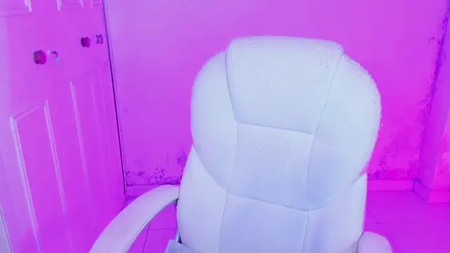 danielahot66 online show from March 11, 2025, 11:01 am