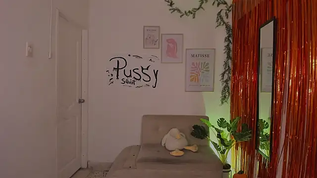 hornyprincess   online show from November 1, 2025, 6:13 pm