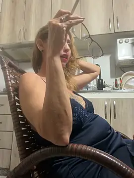 Snapshot of RAIRAsexy chatting on April 11, 2026, 3:36 am RAIRAsexy online show from April 11, 2026, 3:36 am