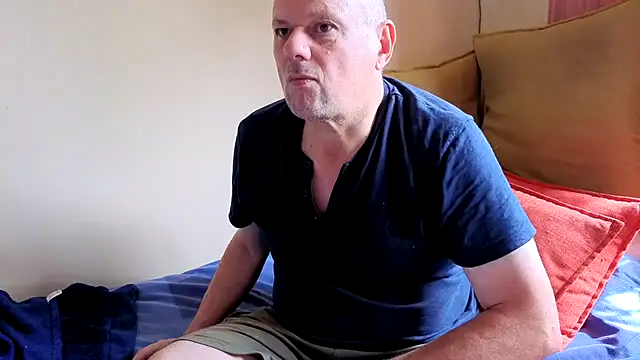 Snapshot of DaddyCumBumZA chatting on March 21, 2025, 9:01 am DaddyCumBumZA online show from March 21, 2025, 9:01 am