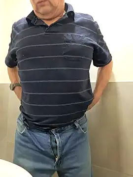 Snapshot of DaddyCumBumZA chatting on December 20, 2024, 1:11 pm DaddyCumBumZA online show from December 20, 2024, 1:11 pm