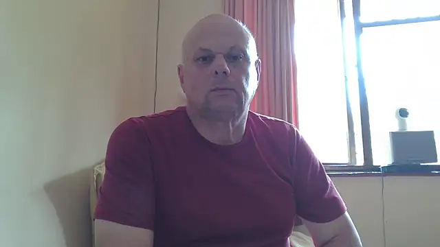 Snapshot of DaddyCumBumZA chatting on December 16, 2025, 9:02 am DaddyCumBumZA online show from December 16, 2025, 9:02 am