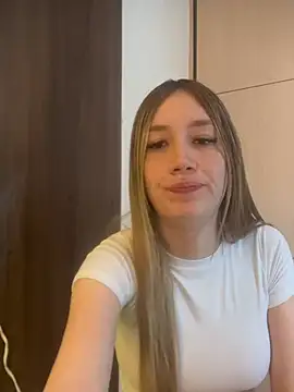 horny  molly  online show from June 27, 2026, 4:35 pm