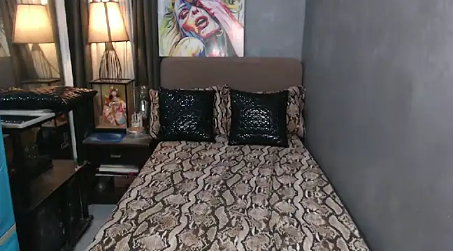 Snapshot of MajaSalvador chatting on January 6, 2025, 7:56 pm MajaSalvador online show from January 6, 2025, 7:56 pm