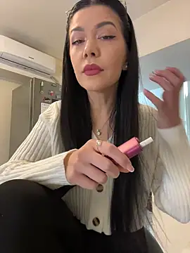 Snapshot of denise_k chatting on February 21, 2026, 12:40 pm denise k online show from February 21, 2026, 12:40 pm