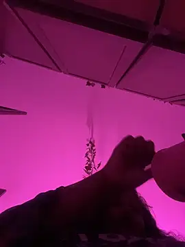 Snapshot of BigFineSelena chatting on February 18, 2026, 9:39 am BigFineSelena online show from February 18, 2026, 9:39 am