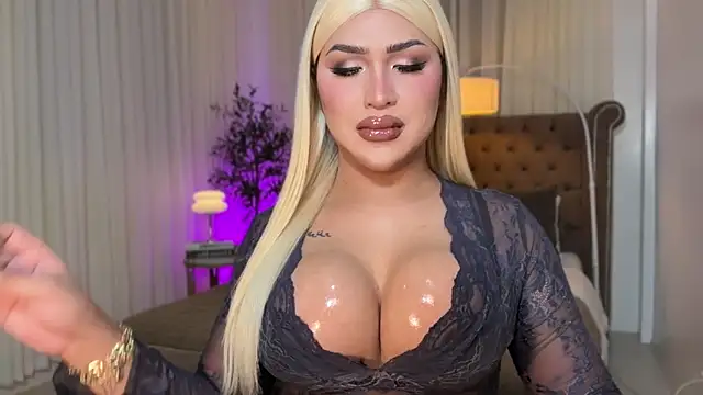 Your Majesty Tyra online show from October 24, 2025, 5:06 am