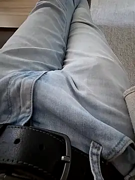 hakanozt online show from December 20, 2025, 12:41 pm